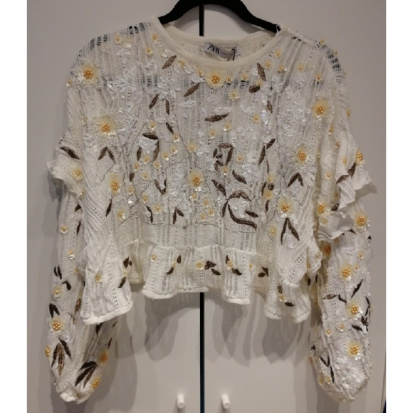 ZARA Sequin Beaded Blouse Lightweight Knit Sweater Top Medium-Large NWT - Picture 2 of 13